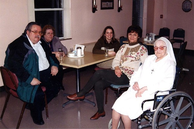 Julie_105 copy.jpg - In Rhode Island with Uncle Jerry and Aunt Lillian